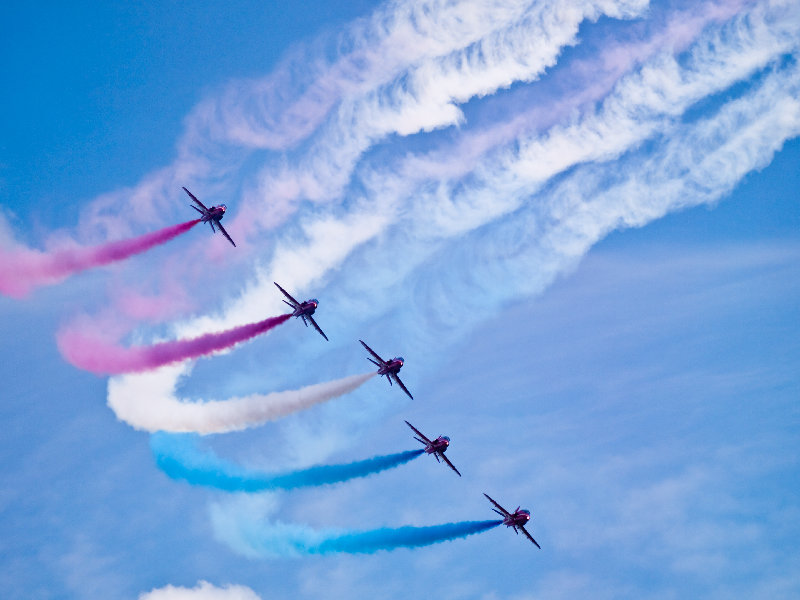 planes 4K wallpaper by William Warby